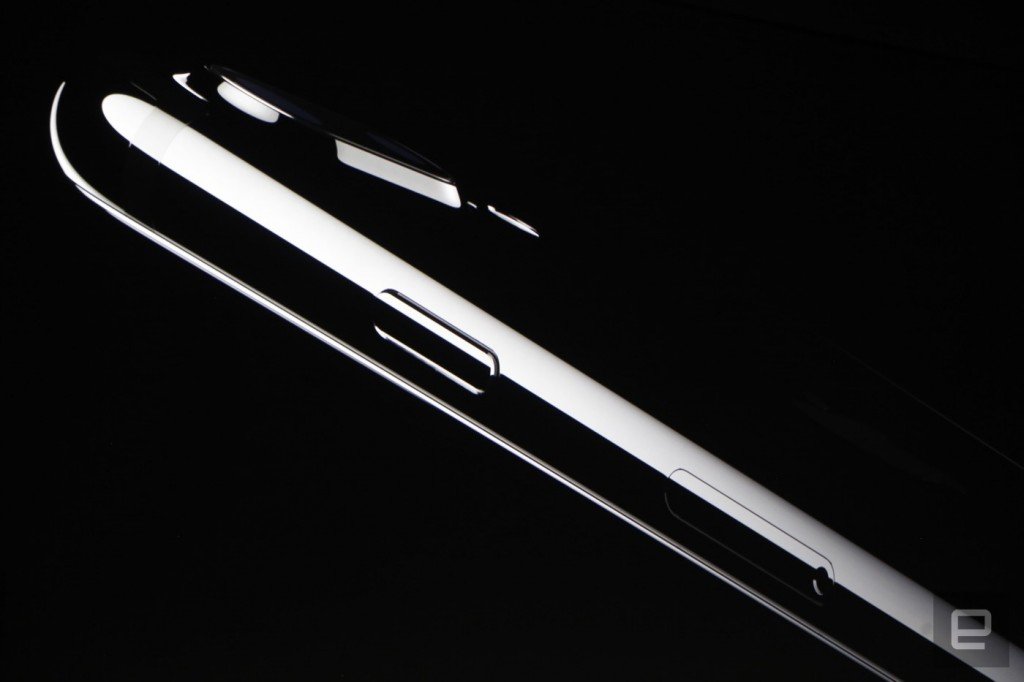  iPhone7, iPhone 7 Plus, iPhone Launch, Water Resistant iPhone, iPhone New features, iPhone 7 Price, iPhone New Technology, Tech News, Tech Blogs, Tech Blogger, Tech News
