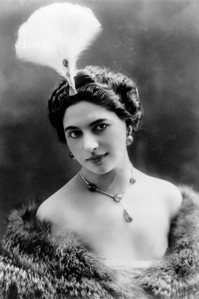  Mata Hari, Margaretha Geertruida Zelle, Hot Women, Hottest Spies, Hot female Spies, StyleRug, Mata Hari Pictures, Sanjay Verma