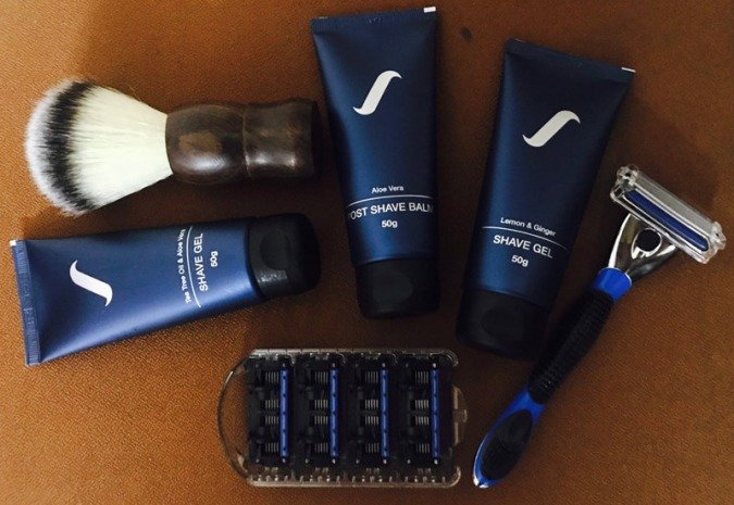 items packing Spruce Shave Club Review