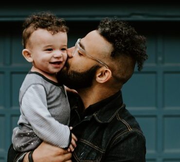 Virat Kohli, Single Dad, Priyanka Chakraborty, Stylerug, Mens Style Blog, Mens Grooming, Dating relationship Websites, Grooming Tips For Men, Mens Outift, Mens Clothing, Mens Styling Tips, Family and Relationship, How to Take Care of Kids