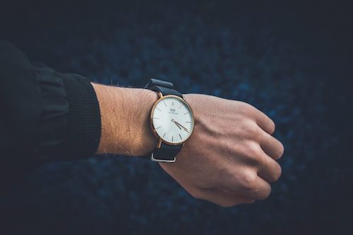 valentin antonucci BYetPyBwfHA unsplash 1 1024x683 1 How to Choose a Watch According to Your Personality