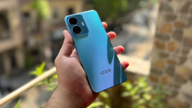 IQOO Z6 Lite Best Smartphones Under 15,000