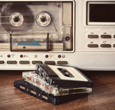 cassette player, audio cassettes, best cassette players, tech news, tech blogs, stylerug, stylerug blog